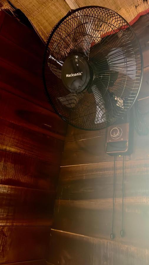 A Lounge Hostel And Cafe エッラ エクステリア 写真